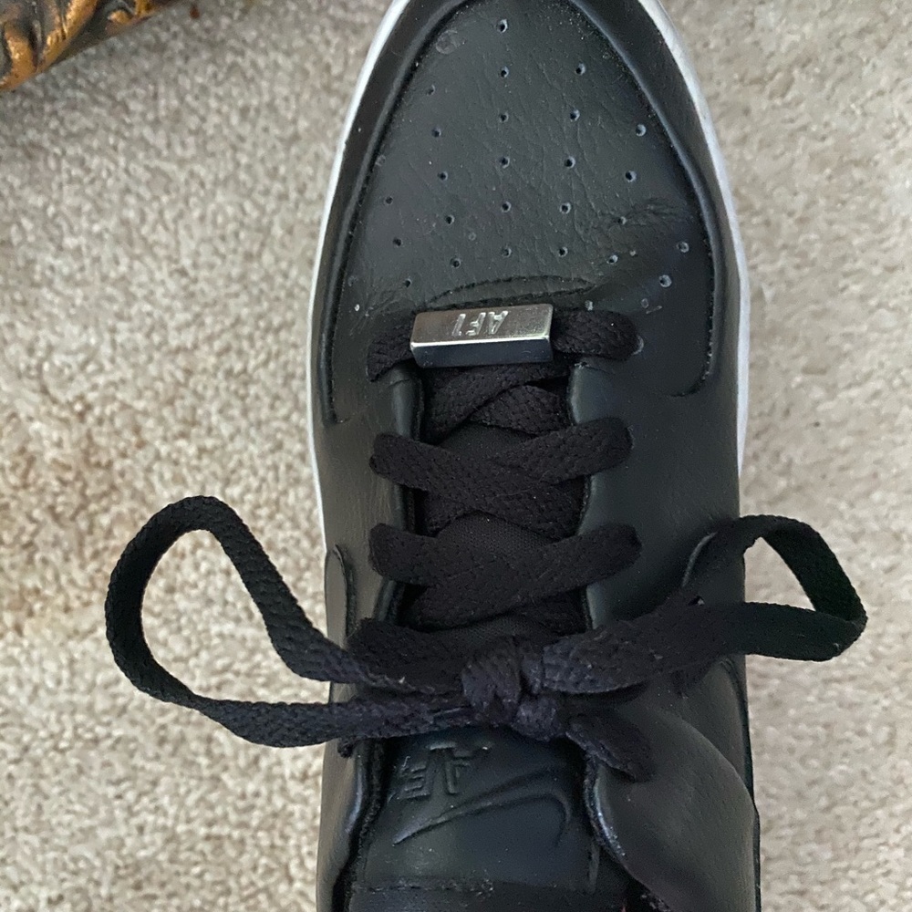 Nike Air Force sneakers women’s